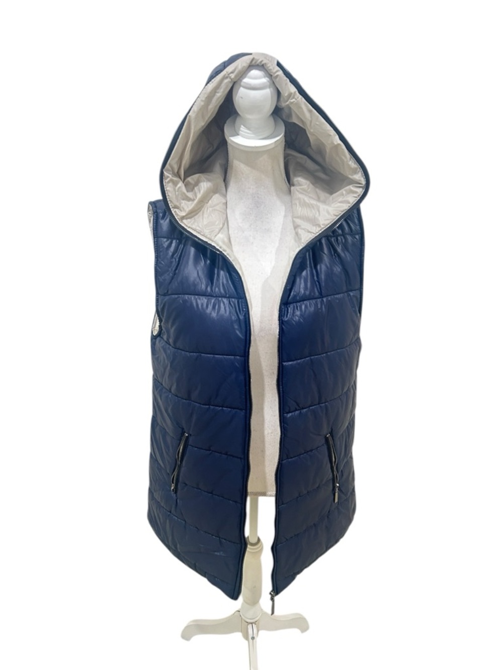 NWT New Collection Hooded lightweight nylon Puffer Vest navy Cream Lining large